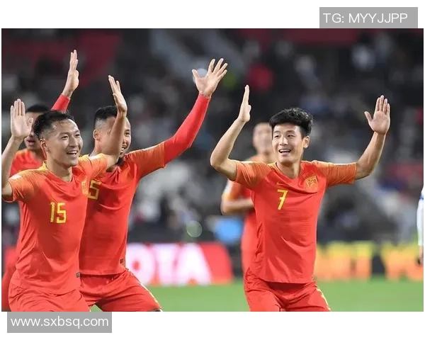 国足再度鏖战亚洲强敌全场奋勇拼搏终获关键胜利 国足再度鏖战亚洲强敌全场奋勇拼搏终获关键胜利