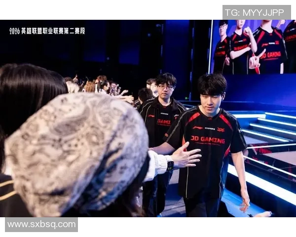 JDG战队与AL战队激烈对决谁将赢得本赛季的荣耀与胜利 JDG战队与AL战队激烈对决谁将赢得本赛季的荣耀与胜利